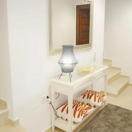 Stunning Duplex In Capistrano Playa, Apartament Nerja